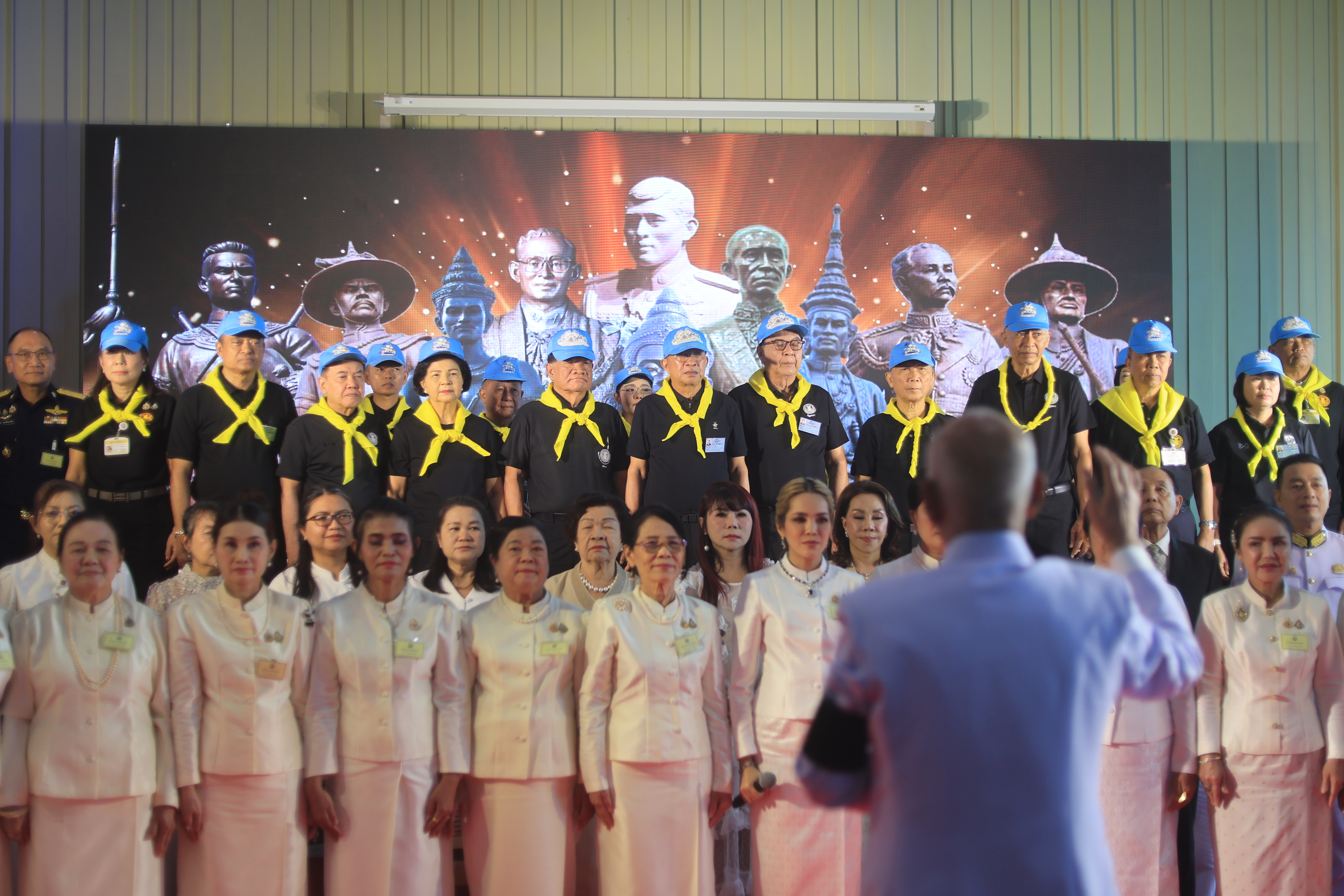 title - ส.ป.ก. ร่วมจัดงานนิทรรศการเฉลิมพระเกียรติพระบาทสมเด็จพระเจ้าอยู่หัว เนื่องในโอกาสมหามงคลเฉลิมพระชนมพรรษา 74 พรรษา 28 กรกฎาคม 2569 “ตามรอยเบื้องพระยุคลบาท น้อมสํานึกในพระมหากรุณาธิคุณ”